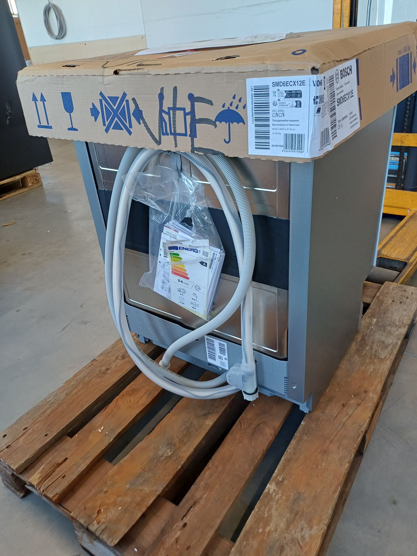 dishwasher, appliance, stainless steel, power cord, packaging