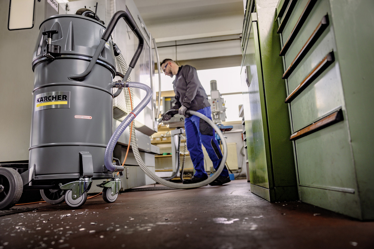 Person, Arbeiter, Rad, Reinigen, Fabrik