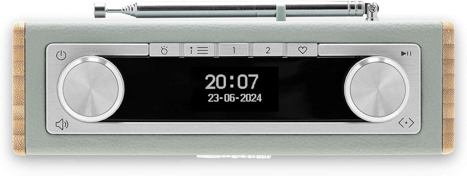 radio, car radio, digital display, knobs, mint grün