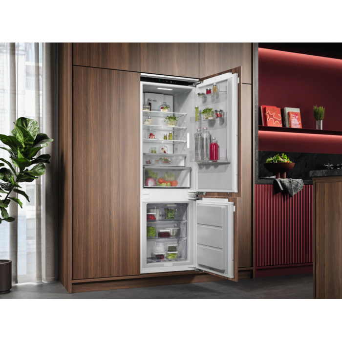 Drinnen, Innenarchitektur, Gerät, Elektrisches Gerät, Kühlschrank