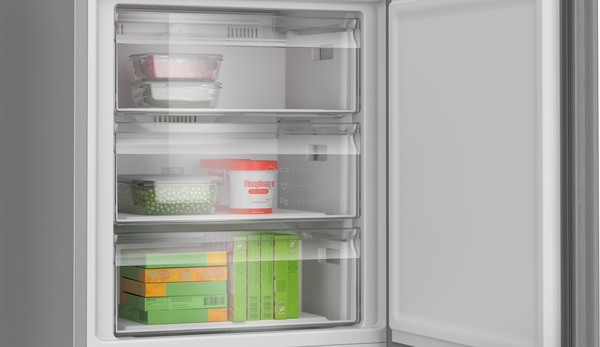 gefrorene lebensmittel, kühlschrank, gefrierfach, glasbehälter, verpackte mahlzeiten