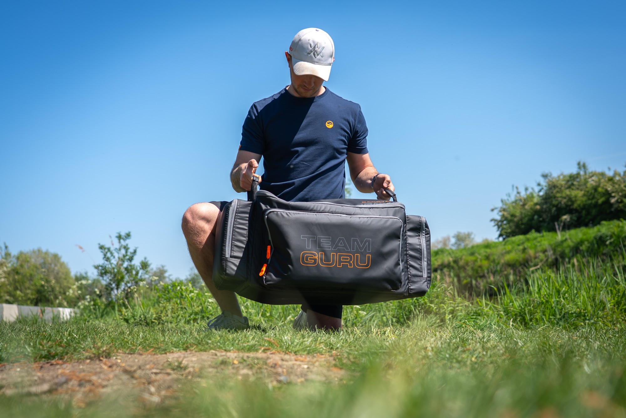 Person, Sitzen, Gras, Gehen, Mann