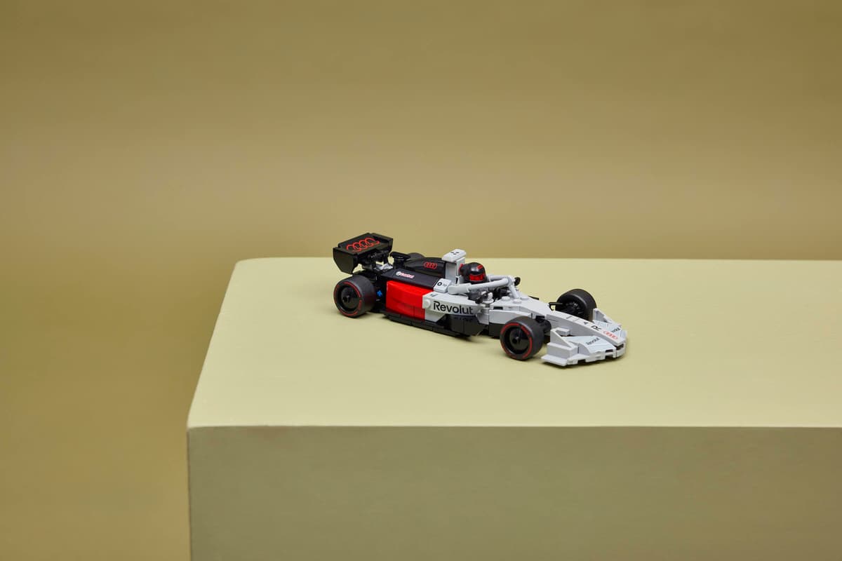 Rennwagen, LEGO, Modellauto, Graues Fahrzeug, Revolut-Design