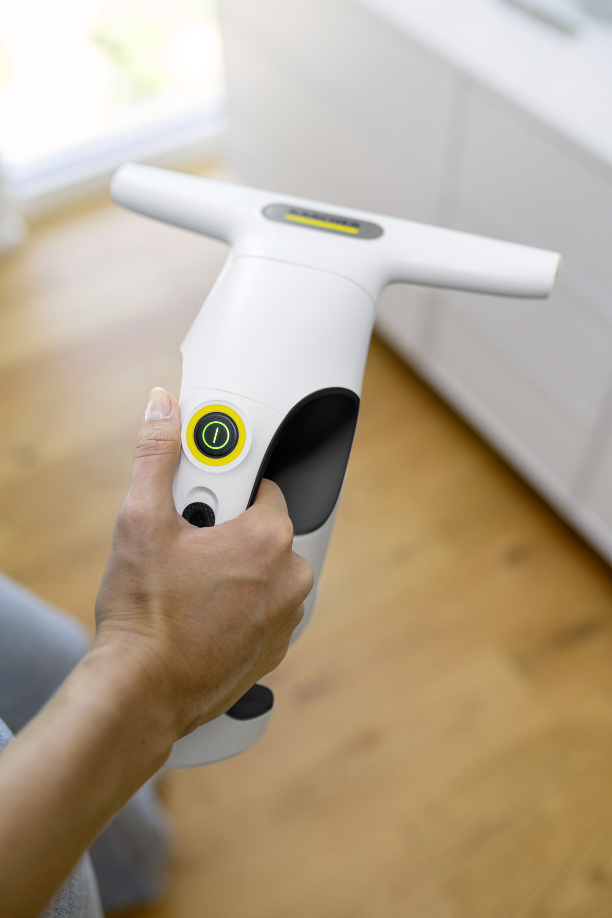 Krampspann, Kabel/Schlauchreiniger?, Ventilator?, Dampfbesen?, Elektrischer Handgriff