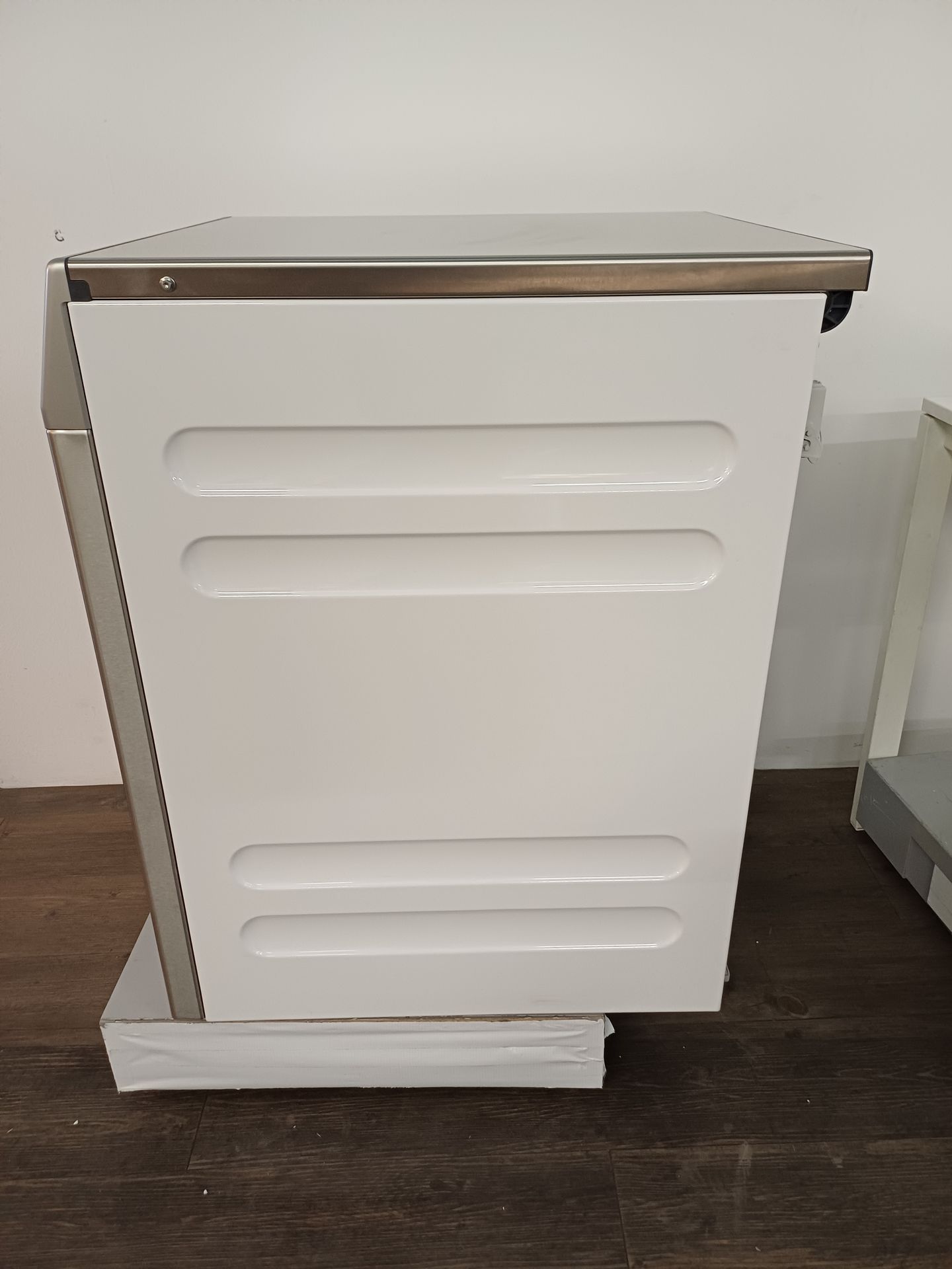 Moebel, Briefkasten, Aktenschrank