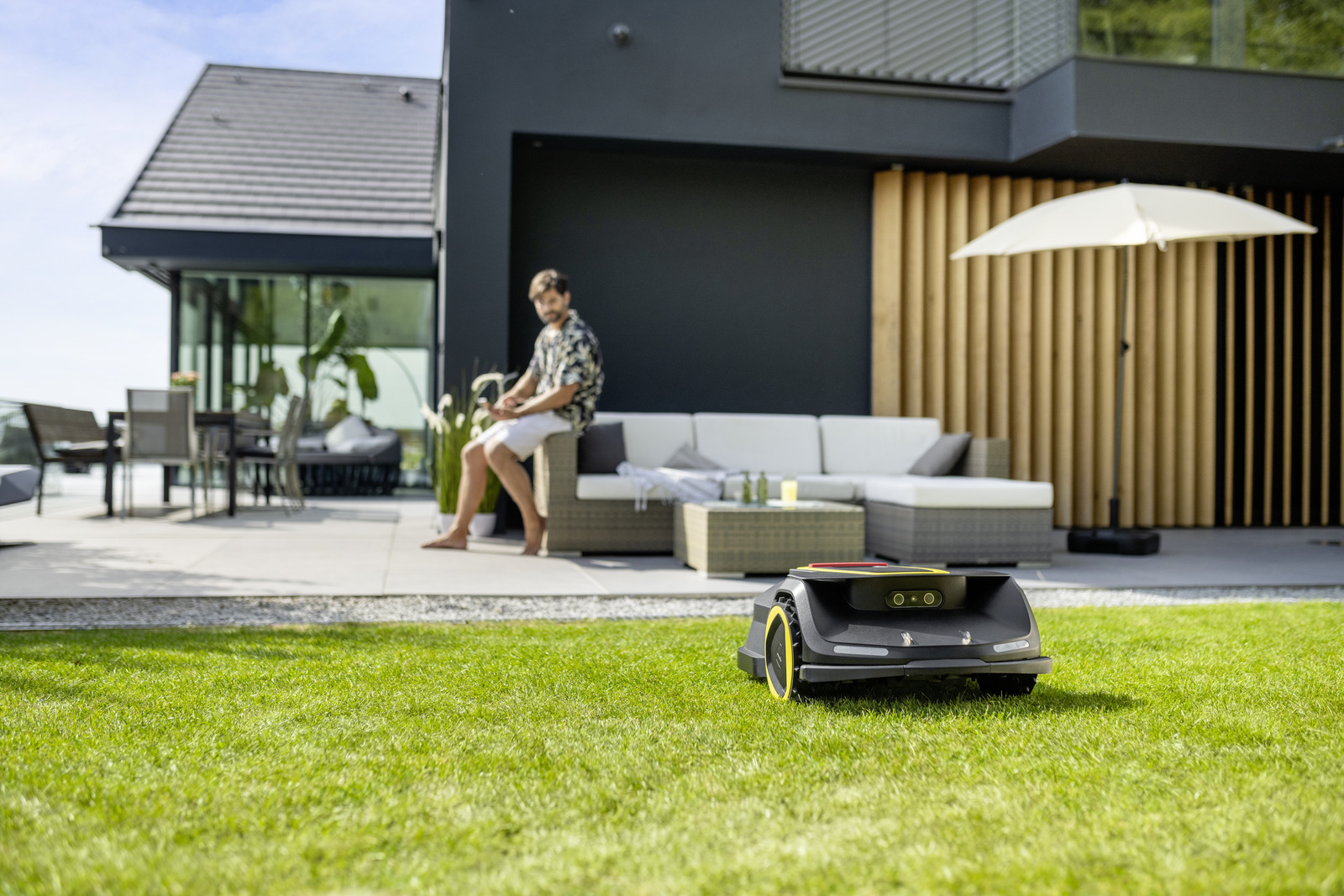 Rasen, Roboter, Garten, Sofa, Gartenmöbel
