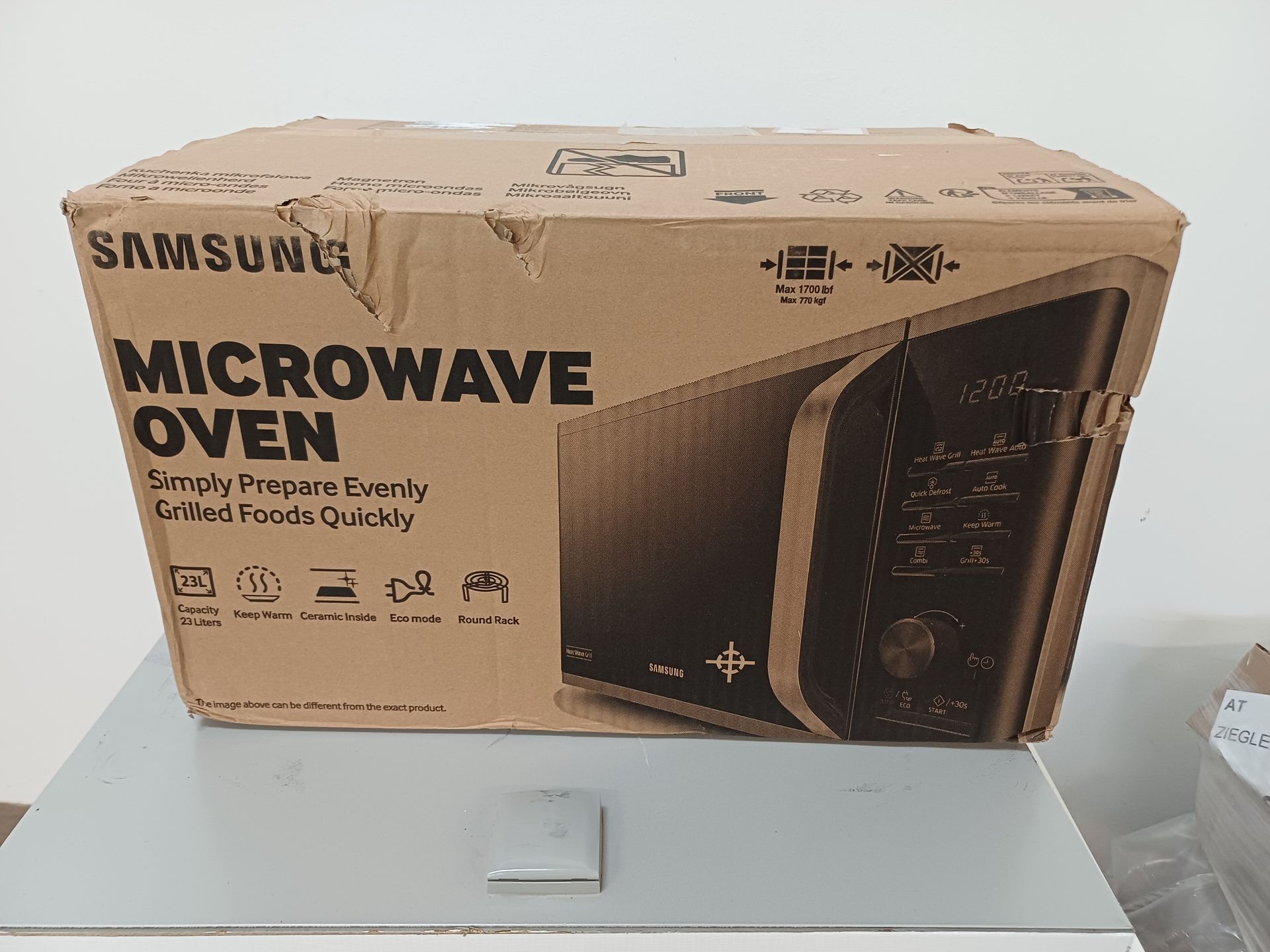 Kiste, Karton, Lieferung des Pakets, Person