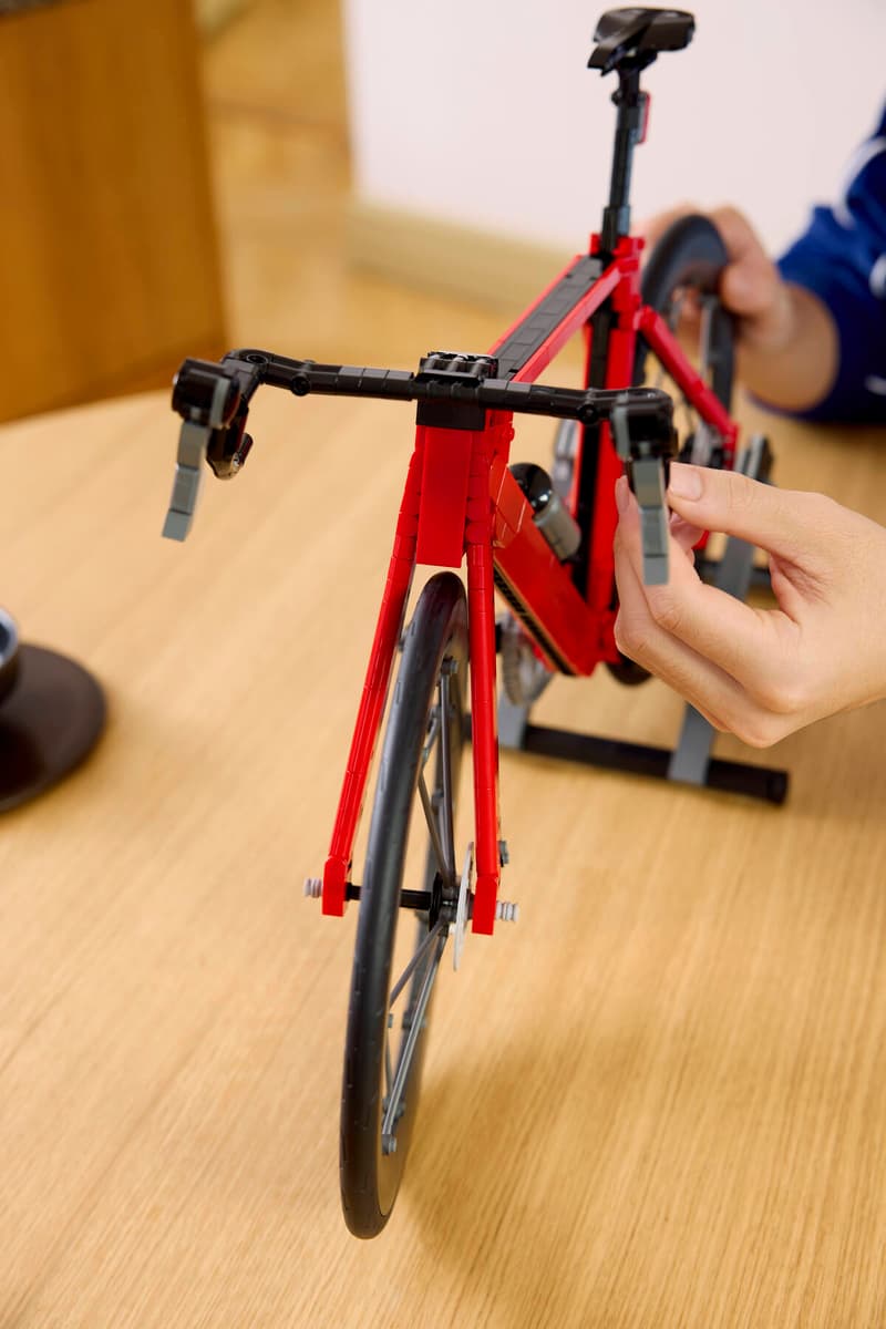 Fahrrad, Kinderfahrrad, Roter Rahmen, Laufrad, Konstruktionsteile
