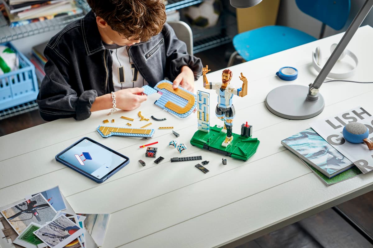 LEGO, Robotics, Figure, Tabletop, Education