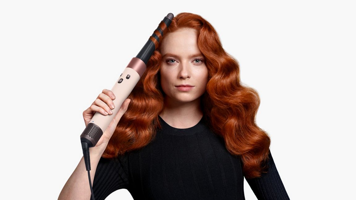 Haarstylinggerät, Lockenstab, Rotbraunes Haar, Glattes Finish, Salon-Style